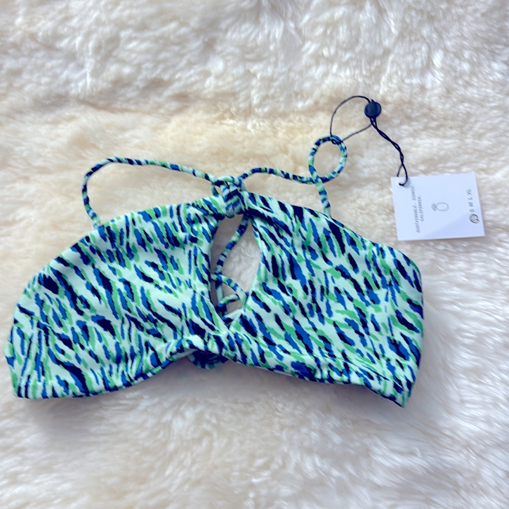 (XS, S, XL) NWT Skatie CLOUDBREAK halter top